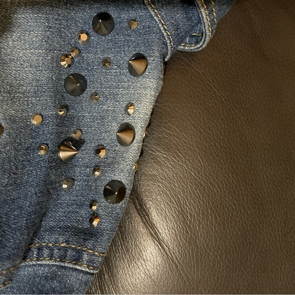 Urban Studded Soft Denim Jacket , size small, very stylish and cute - Picture 4 of 12